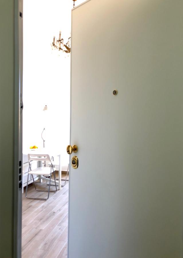 ローマTermini Station Little Houseアパートメント エクステリア 写真