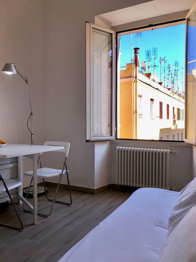 ローマTermini Station Little Houseアパートメント エクステリア 写真